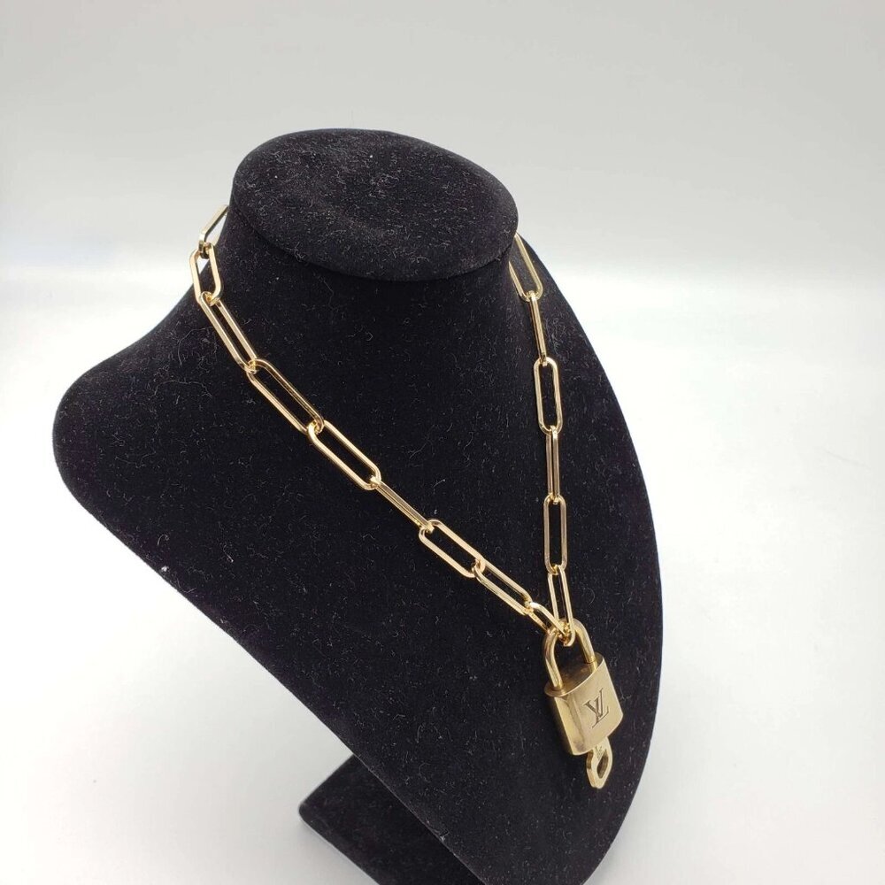 Authentic Louis Vuitton Lock & Key with Unbranded Gold Plated Chain Necklace - Picture 3 of 8